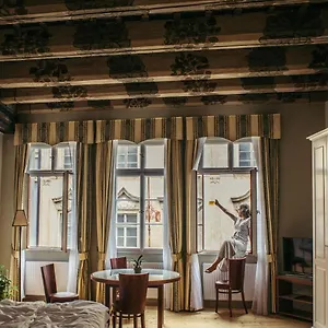Thunovska Apartman