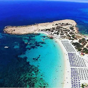 Dome Marina & 4* Ajía Nápa