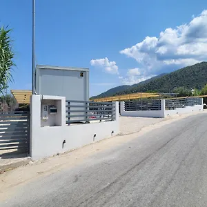 Otel Vourvourou Hotel